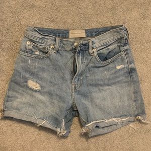 Everlane Size 25 Distressed Denim Shorts